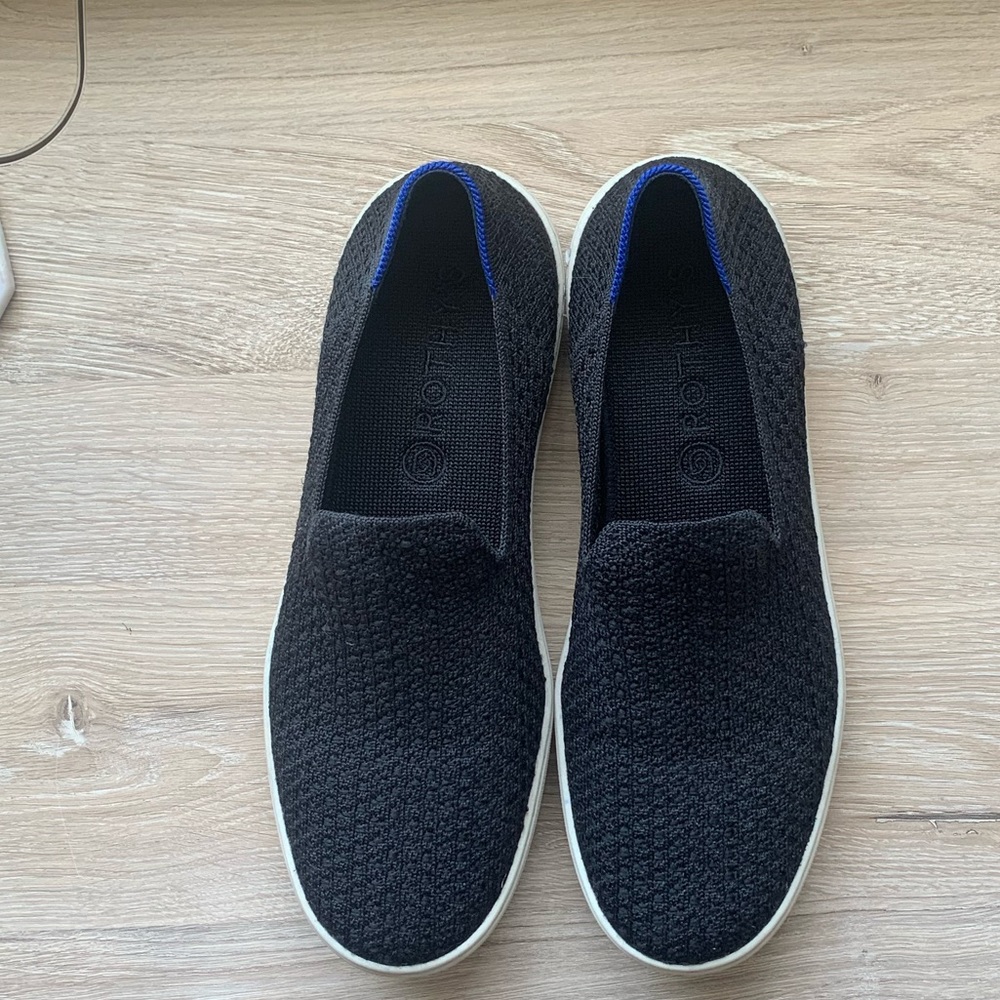 Rothys black slip on sneak size 9